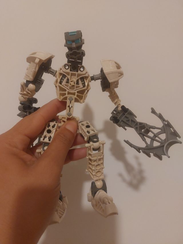 2 Bionicles Lego -  Buen estado