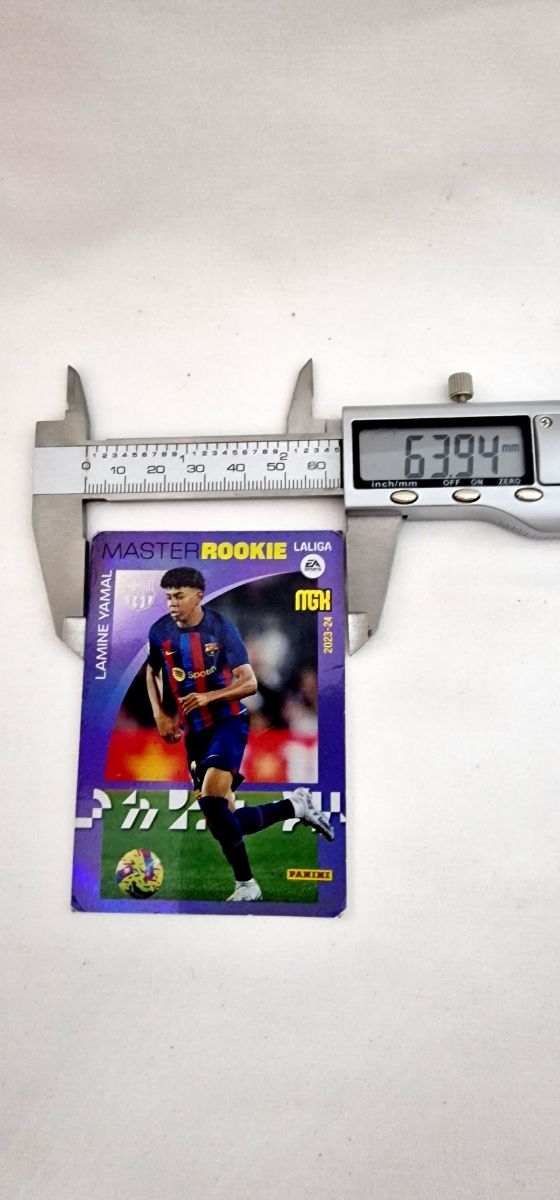 Lamine Yamal como futbol.