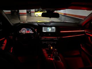 Instalacion de luces LED RGB para coches