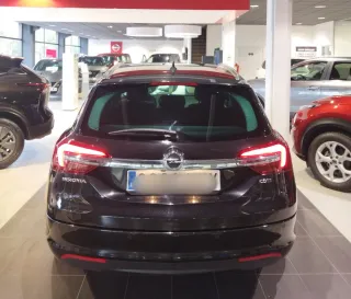 Opel Insignia Full - JUNTA cambiada preventivament