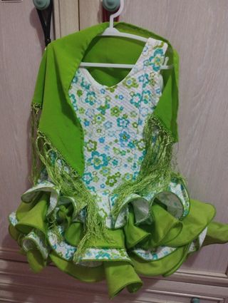 Traje gitana verde