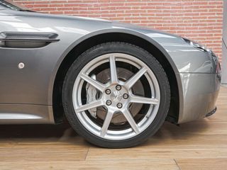 Aston martin V8 Vantage Roadster Sportshift