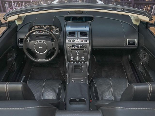 Aston martin V8 Vantage Roadster Sportshift