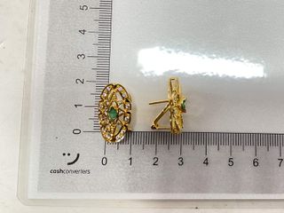 pendientes oro 18k con piedra con circonita,esmeralda