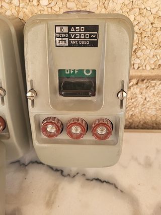 4 Interruptores Ticino V380 antiguos