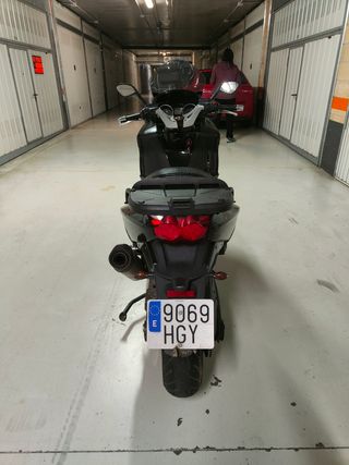 Gilera GP 800 - MaxiScooter