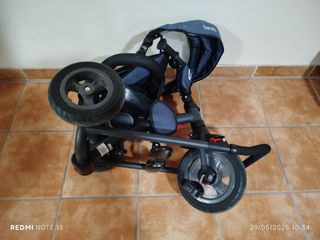 Triciclo bebé plegable y respaldo reclinable