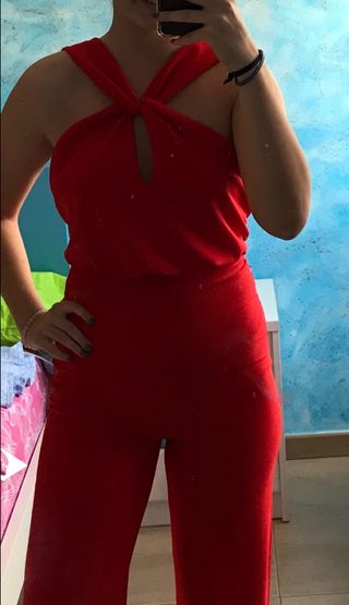 Mono rojo elegante - Fiesta