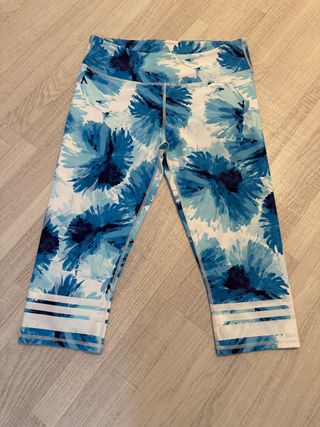Leggins estampados azules y blancos