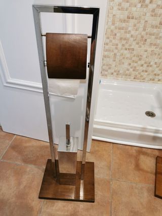 Toallero+escobillero baño - Inox+madera
