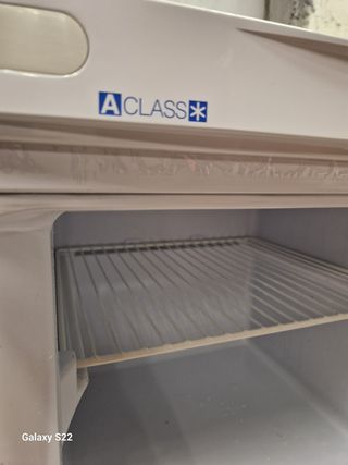 Frigorífico Indesit del año 2021