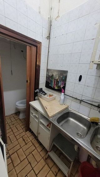 Local comercial en venta en El Raval en Barcelona
