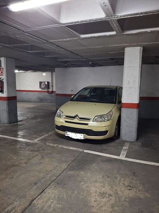 Garaje en venta en La Plana en Esplugues de Llobregat