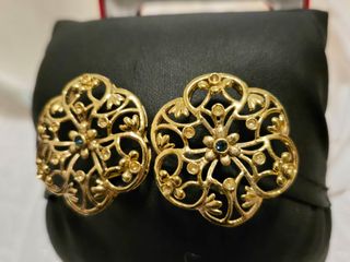 Pendientes clips. Vintage, dorados.