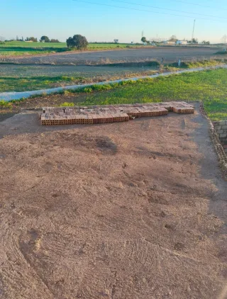 Vivienda a reformar a su gusto de dos plantas