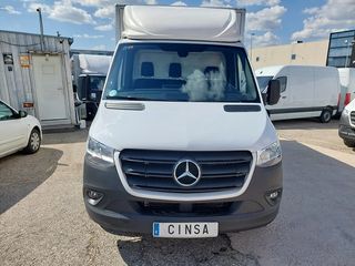 Mercedes-Benz Sprinter 415 con trampilla 2023