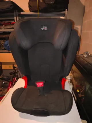 Seggiolino per auto BRITAX ROMER KIDFIX II XP-SICT