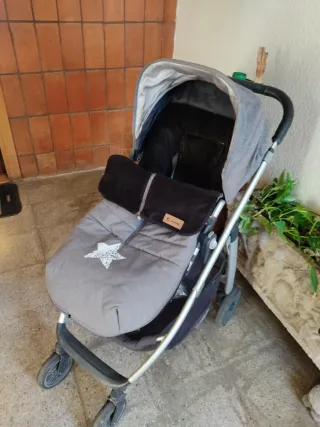 Cochecito Uppababy (Incluye saco Jane, funda Bcn)