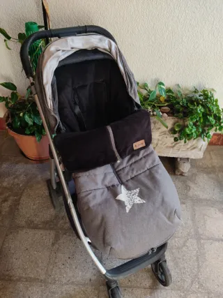Cochecito Uppababy (Incluye saco Jane, funda Bcn)