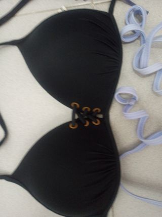 Bikinis: 2 sujetadores