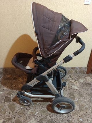 Carrito bebé marrón