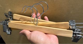 Packs 4 perchas Bumerang faldas Ikea