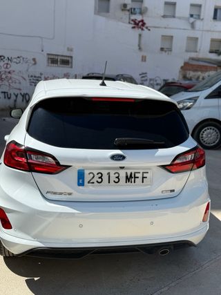 ¡OPORTUNIDAD! Ford Fiesta ST- Line 2023. 40000KM