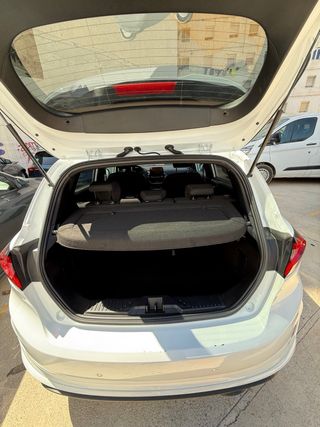 ¡OPORTUNIDAD! Ford Fiesta ST- Line 2023. 40000KM