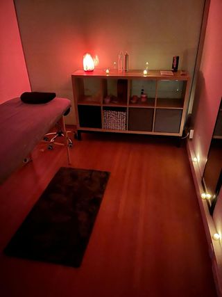 Sala de masajes estética/ Quiromasaje/Fisioterapia