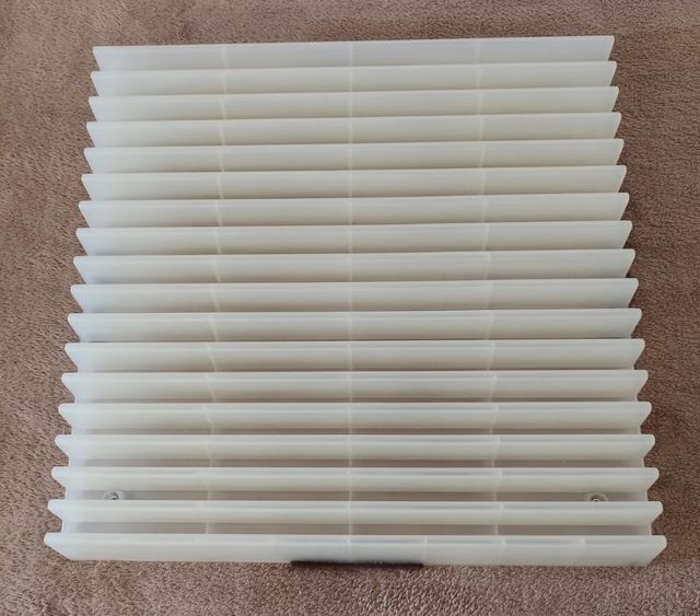 Bandeja para CDs de gran capacidad y COMO NUEVA!!!