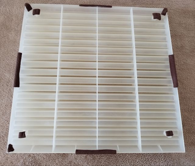 Bandeja para CDs de gran capacidad y COMO NUEVA!!!