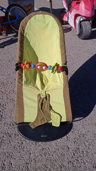 Silla mecedora bebé Babybjörn