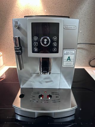 Cafetera Delonghi ECAM 23.420.SB - A