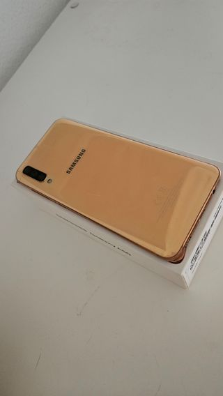 Samsung Galaxy A50 - Coral