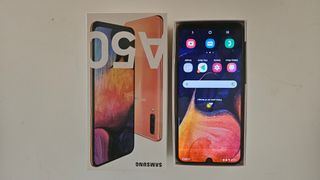 Samsung Galaxy A50 - Coral