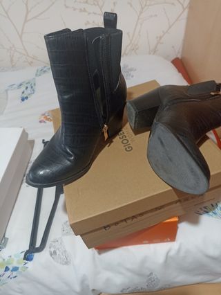 Botines negros mujer talla 36, altura tacón cubano