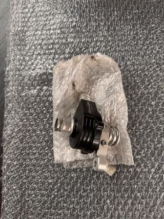 Radiador NewLine RsMax 2 con cortina y Bomba