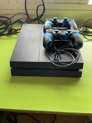 PS4 Slim (PlayStation 4) + 1 mando
