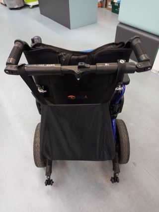 Silla ruedas eléctrica plegable Ogi Urban II 300