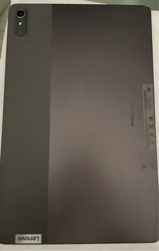 Tablet Lenovo Tab B11 negra con protector