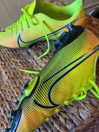 Botas Nike Mercurial - Fútbol
