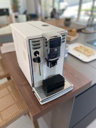 Cafetera Philips EP3243/50 Automática