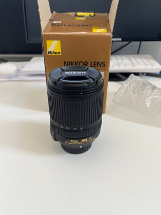 Objetivo Nikon AF-S DX NIKKOR 18-140mm