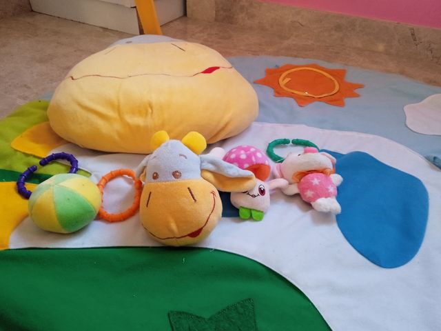 Alfombra actividades para bebes