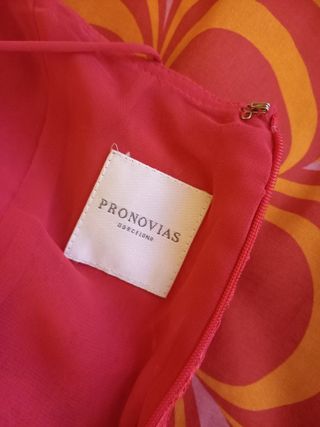 Vestido fiesta Pronovias rosa fucsia
