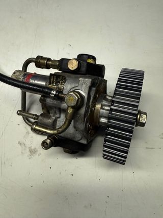 Bomba inyectora Opel 1.7 CDTI