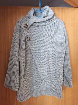 Jersey gris cuello alto