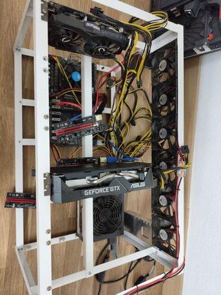 Rig de minería con 2 graficas.