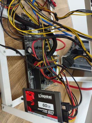 Rig de minería con 2 graficas.