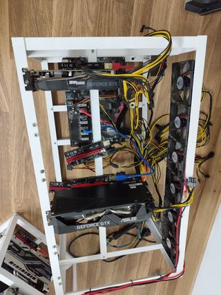 Rig de minería con 2 graficas.